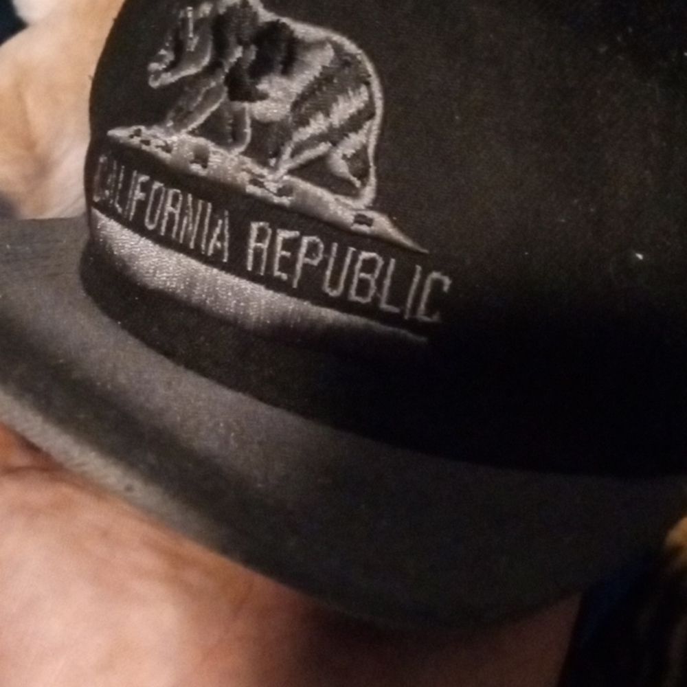 California hat - Picture 2 of 4
